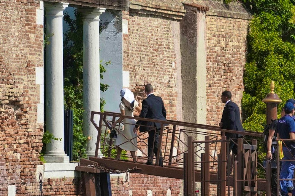 Les meilleures photos du mariage de Jeff Bezos et de Lauren Sánchez. Lauren Sánchez arrive sur l'île de San Giorgio.
