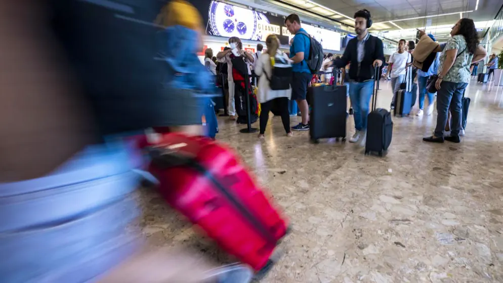 Mieux vaut de renseigner avant d'acheter certains objets qui peuvent être considérés comme dangereux. Leur présence dans les bagages peut valoir de sérieux ennuis à leur propriétaire (image d'illustration).