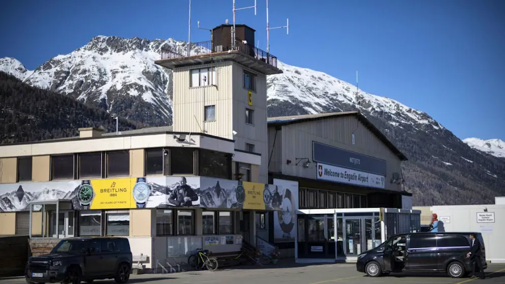 Una veduta dell'aeroporto di Samedan (GR)