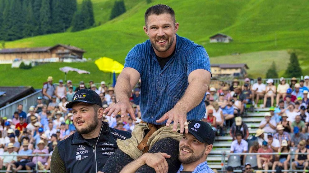 Fabian Staudenmann celebrates his victory at the Bernese Oberland.