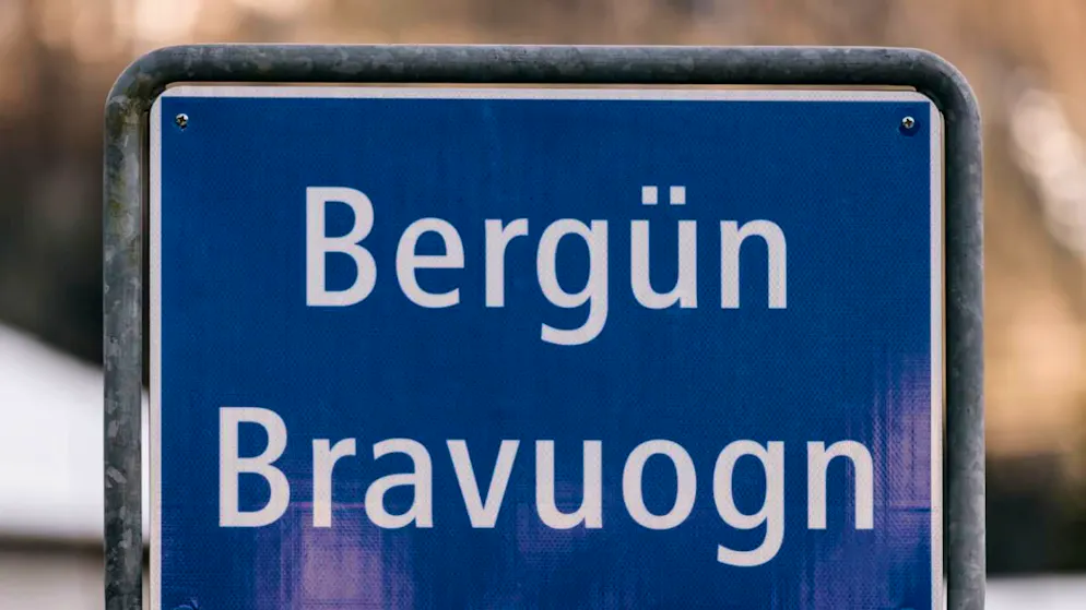 La frana è scesa fra Bergün e Preda.