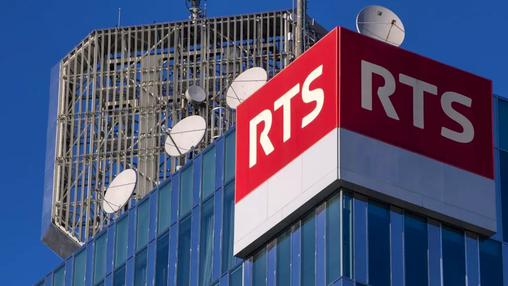 La RTS, confrontée à des réductions budgétaires, va devoir tailler dans ses effectifs (archives).