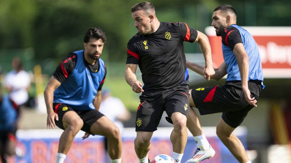 Xherdan Shaqiri und seine Teamkollegen feilen derzeit im Trainingslager an ihrer Form.