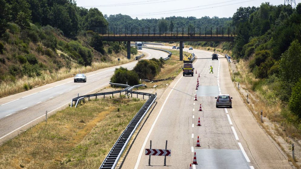 Der Ort des Autounfalls, bei dem der Liverpool-Spieler Diogo Jota und sein Bruder ums Leben kamen.