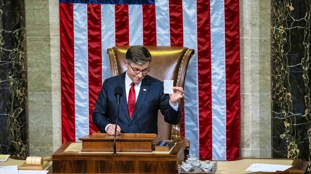Victory for Trump: US Congress passes tax bill - Gallery. The Speaker of the House of Representatives, Mike Johnson, announces the final result of the vote.