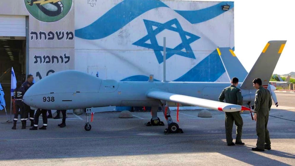 Switzerland has ordered six of them with special adaptations: A Hermes 900 drone from the Israeli manufacturer Elbit 2023 at an Israeli air force base.