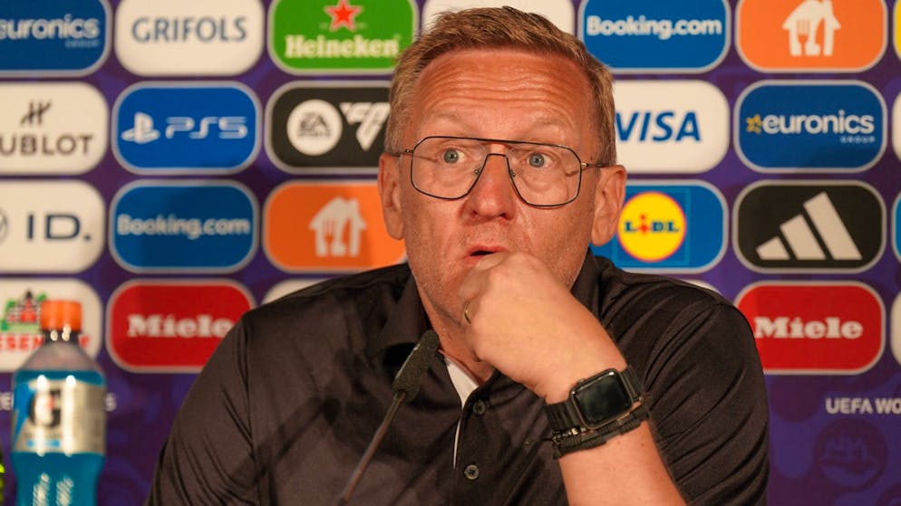 Island-Coach Thorsteinn Halldorsson lässt sich nicht in die Karten blicken.