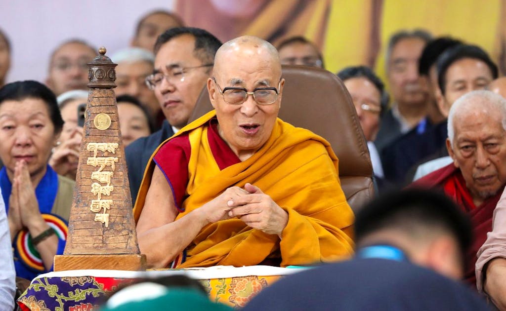 Celebrazioni Mondiali per i 90 Anni del Dalai Lama: Un Contrasto con le Restrizioni in Tibet