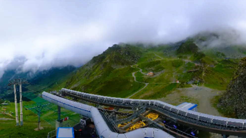 Neige en Valais. Webcam de Fontanet (2'482 m) lundi 7 juillet à 20h00.