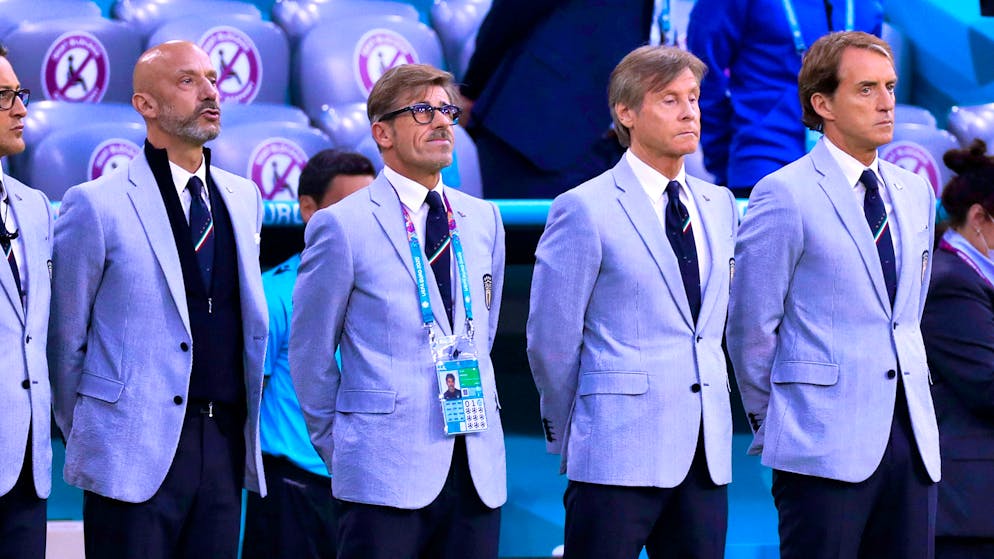 European Championship title in a suit: Vialli, Eviani, Oriali and Mancini coached elegantly and successfully.