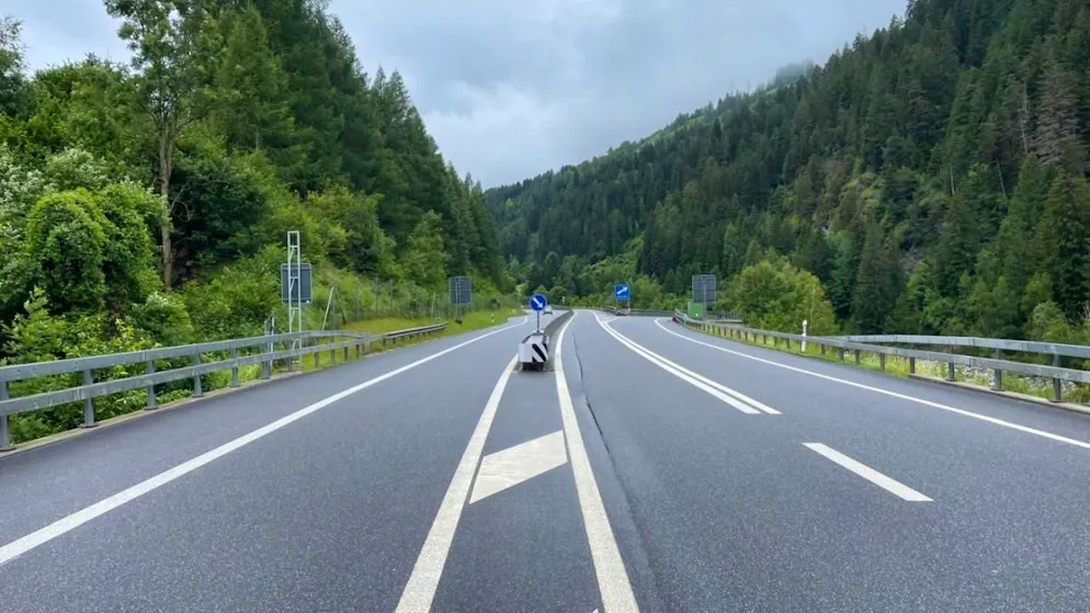 La 71enne ha imboccato in questo punto sull'A13 la corsia sbagliata.
