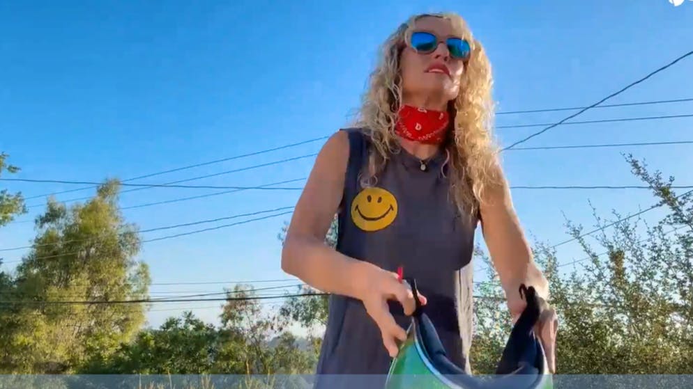 L.A. Calling: Simone's Hollywood Stories. Das ist die legendärste Türsteherin von Los Angeles