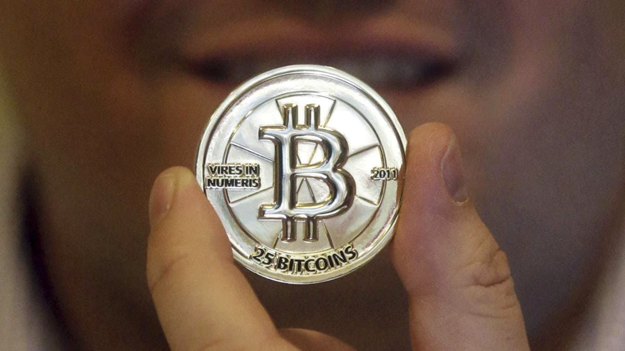 Currency: Bitcoin rises above 112,000 dollars for the first time | blue News