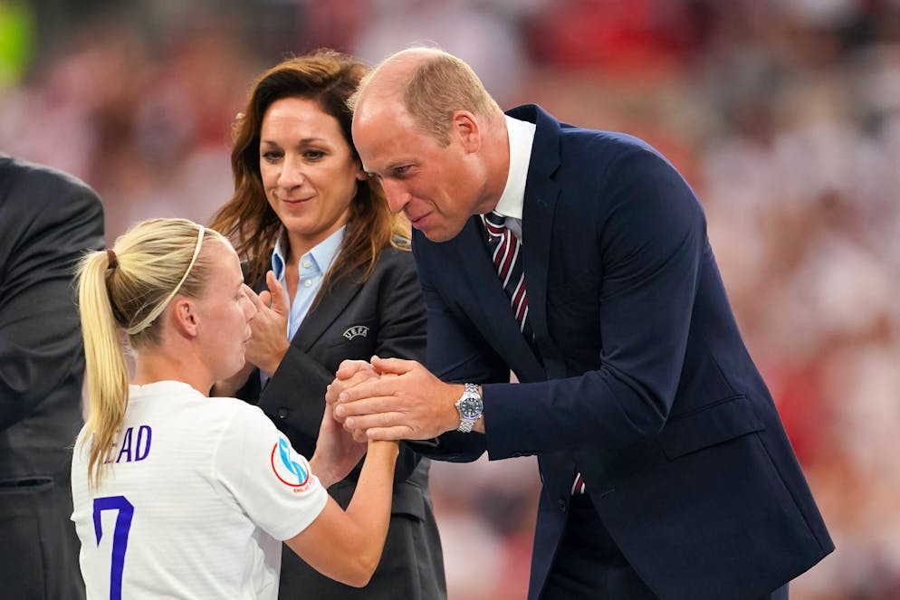 Prinz William ist begeisterter Fussballfan und unterstütz das englische Team. Hier an der Europameisterschaft 2022.