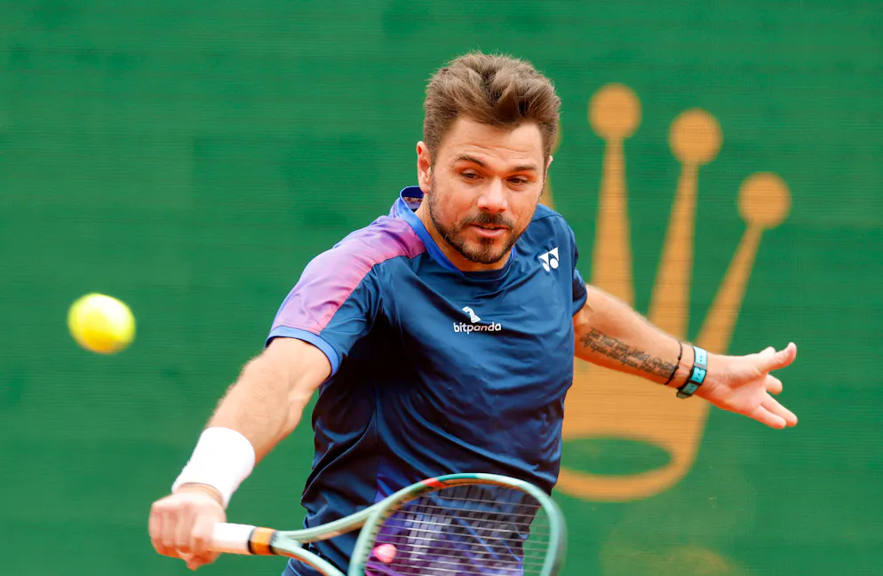 Stan Wawrinka passe en quart de finale.