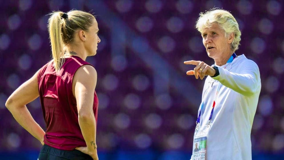 Sundhage should dance at the end - Gallery. Pia Sundhage appreciates Ana-Maria Crnogorcevic's experience and heading power