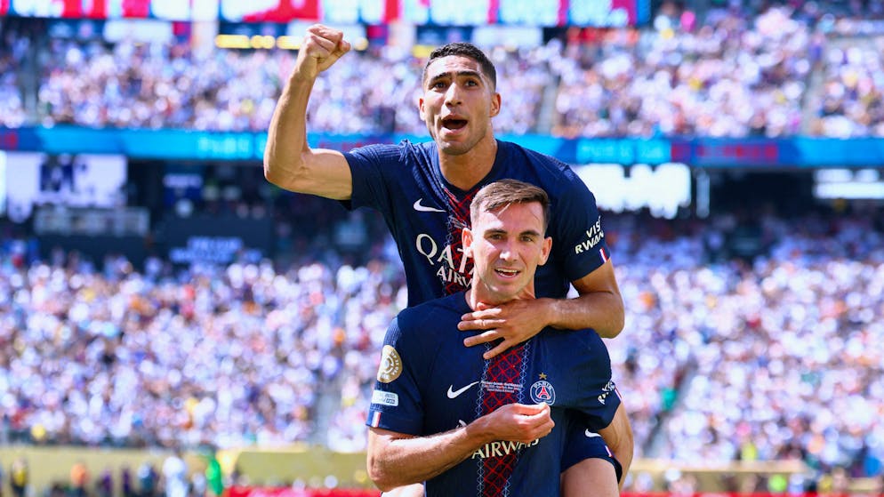 Fabián Ruiz und Achraf Hakimi feiern eine weitere PSG-Party.