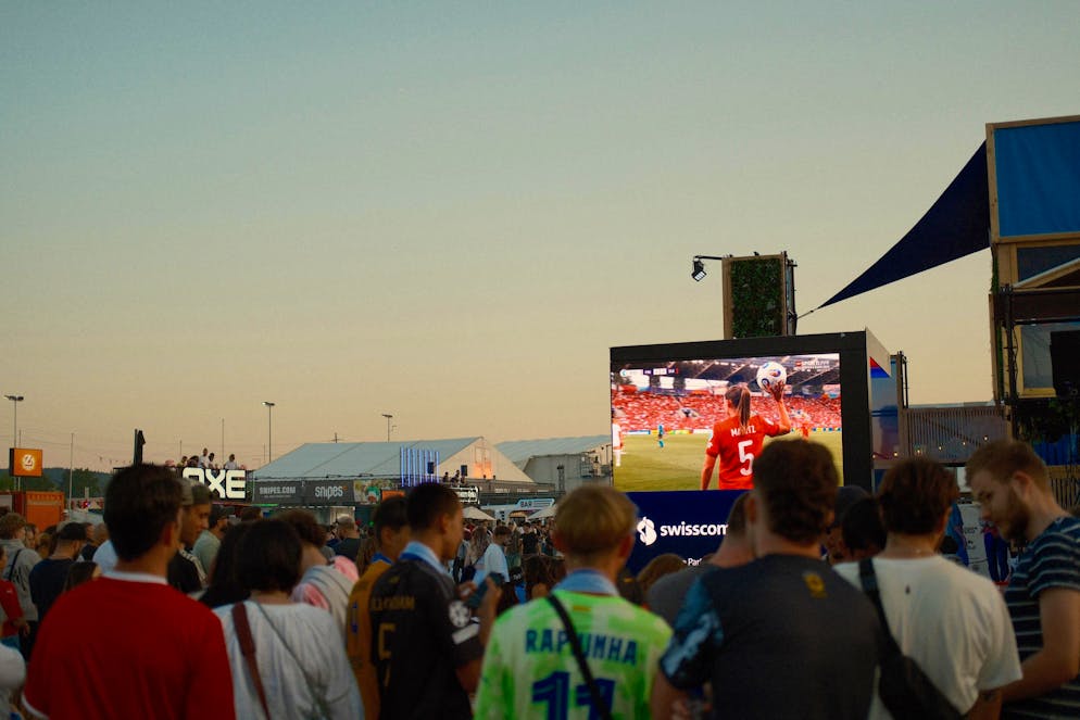 Public Viewing OAF. Wenn in Genf die Schweizerinnen um den Viertelfinal-Einzug kämpfen, interessiert das auch in Frauenfeld.