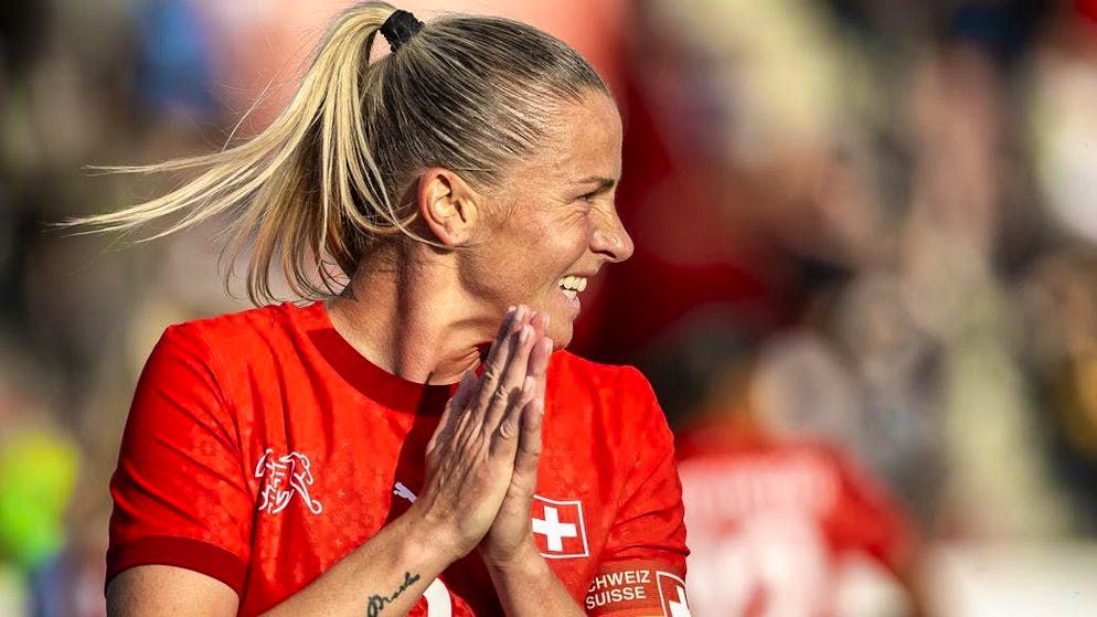 Ana-Maria Crnogorcevic wants to reach the knockout phase with the national team.