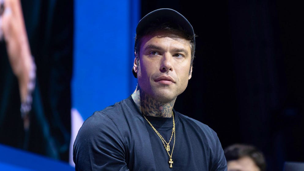 Esposizione totale. Fedez rompe il silenzio: ecco la verità sulla fine con Chiara Ferragni e sul dramma personale