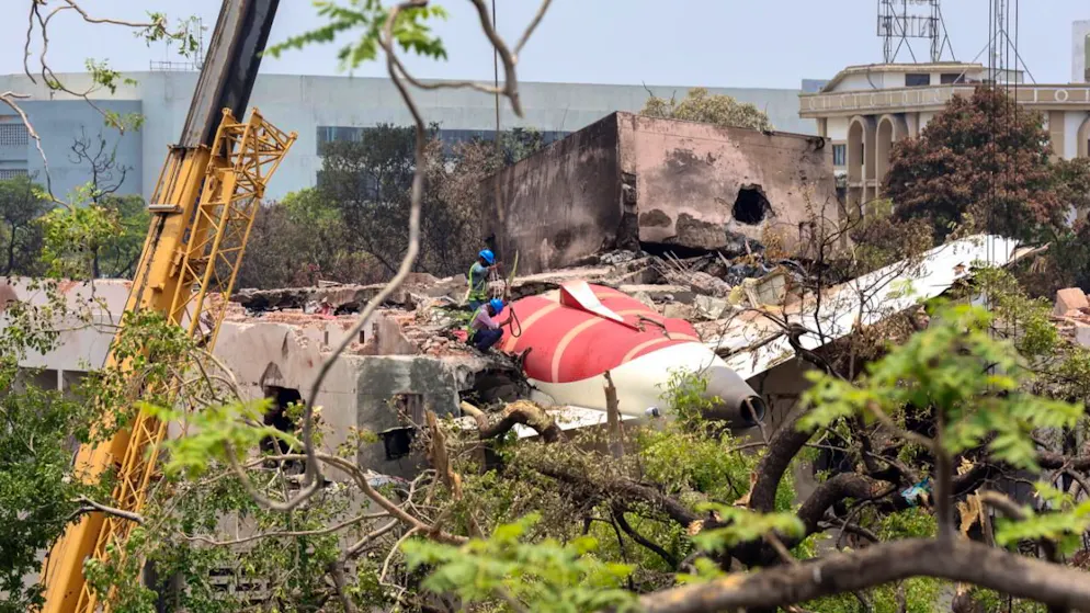 Incidente aereo. «I motori del volo Air India sono stati spenti»