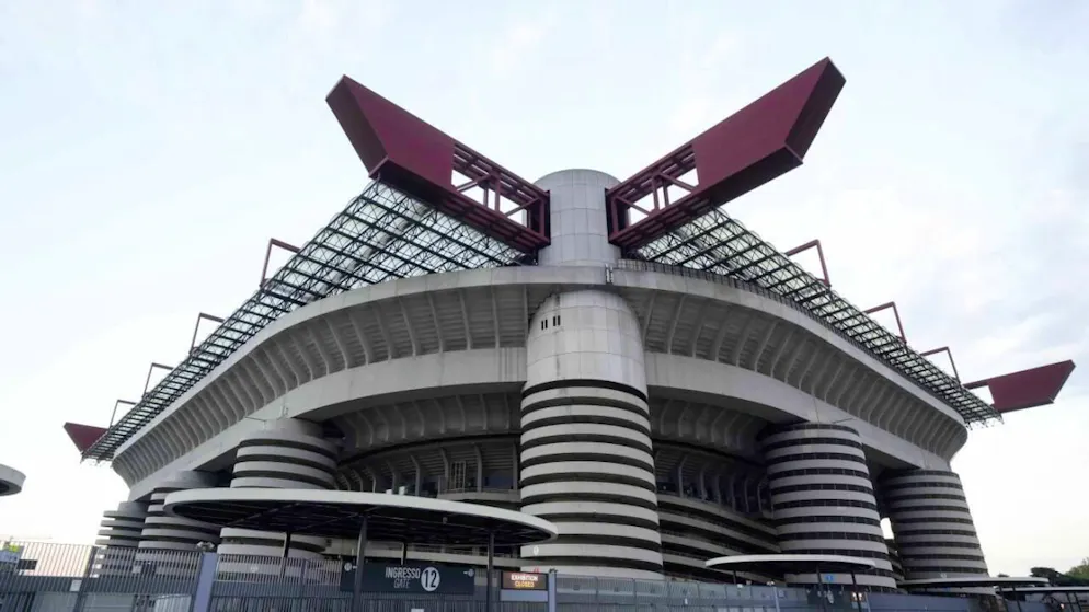 Non avranno più accesso a San Siro gli ultrà che hanno violato i codici etici di Inter e Milan.