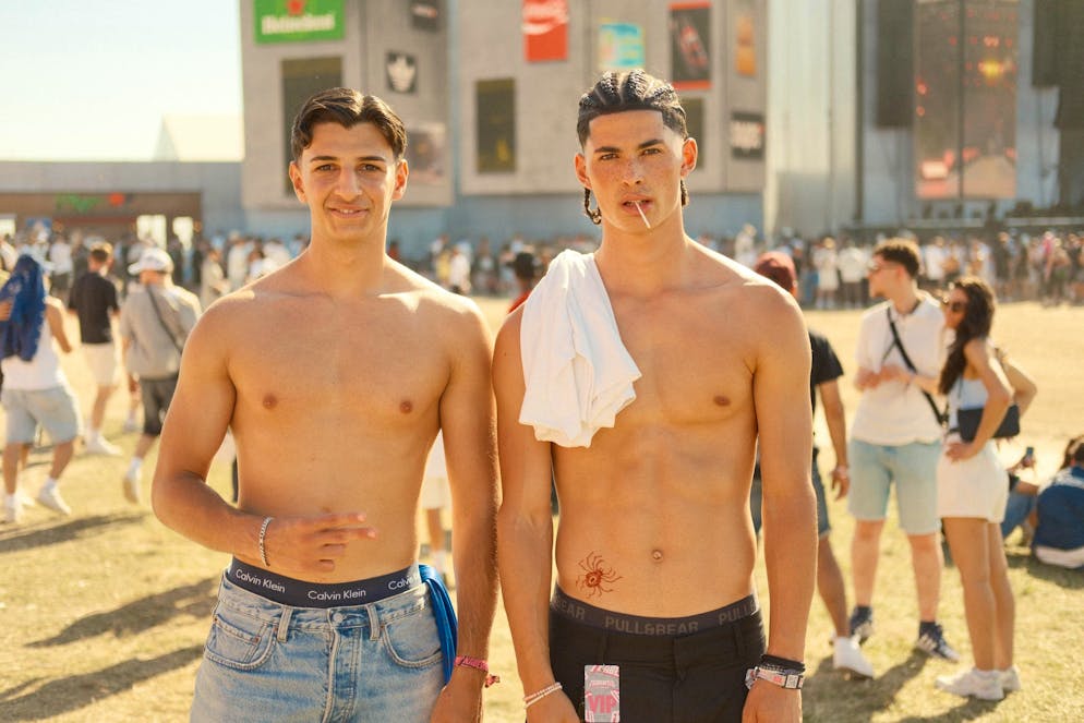 OAF 2025: Hot, hot, hotter am Finaltag. Oben ohne – und eingecremt?