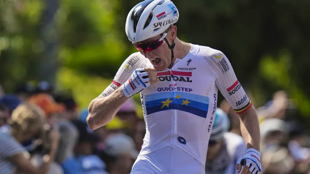 Tour de France. Malgré le show de van der Poel, Merlier règle l’étape au sprint