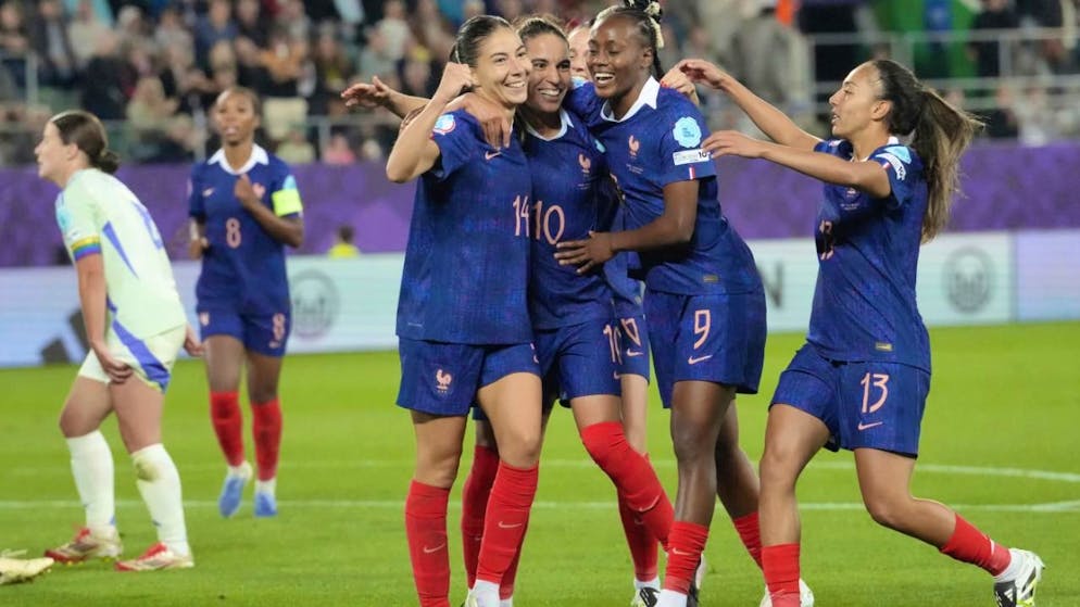 Die Französinnen müssten gegen die Niederlande mit mindestens drei Toren Unterschied verlieren, um noch auszuscheiden