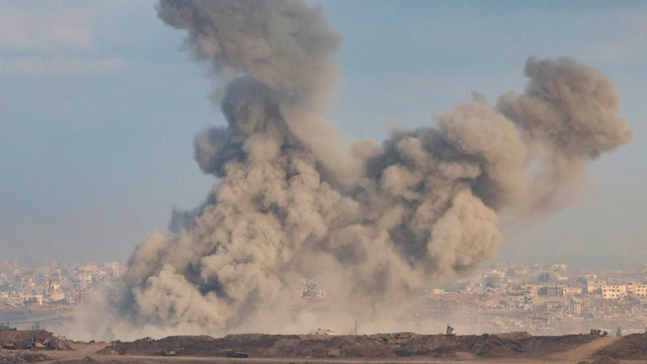 Medio Oriente. Gaza: raid di Israele su sito distribuzione acqua, 6 bimbi morti