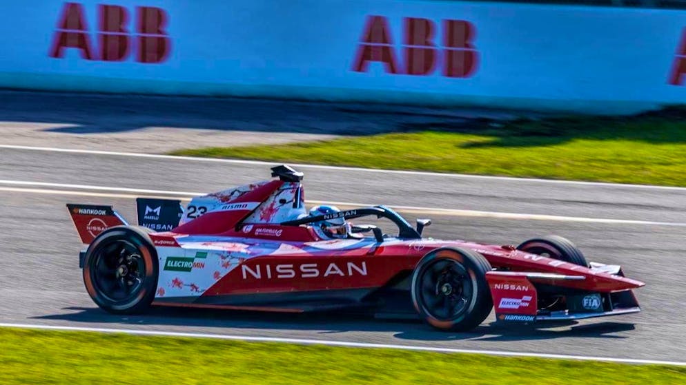 Briton Oliver Rowland completes his overall victory in Formula E with fourth place in the third-last race of the season