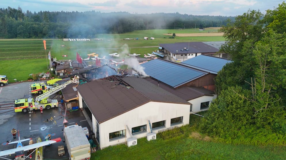 Grossbrand Restaurant «Speck». Das Restaurant «Speck» brennt in der Nacht auf Sonntag. 
