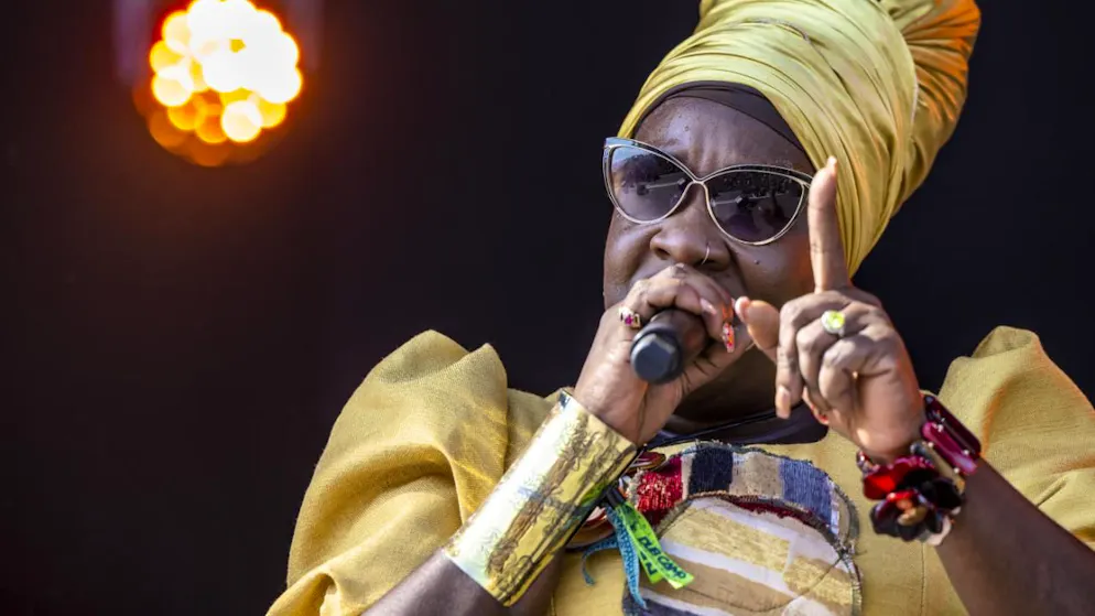 Queen Omega, ici au festival de Nyon en 2022, figurait à l'affiche du festival Plein-les-Watts (archives).