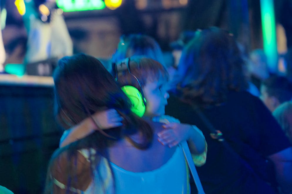 M&S Nickless. ...oder wer gar auf Händen getragen wurde.