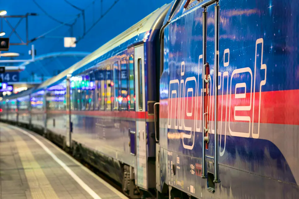 Viaggiare dormendo: Se volete provare per la prima volta un treno notturno, i Nightjet delle ÖBB sono il posto giusto per voi.