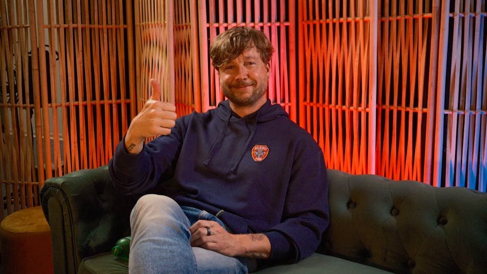 Finnischer Musiker spricht Klartext. Samu Haber: «Frauen spielen cooleren Fussball als Männer»