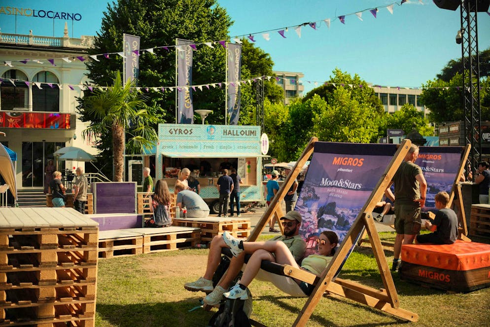 M&S title gallery. There is also enough space to relax for a while.