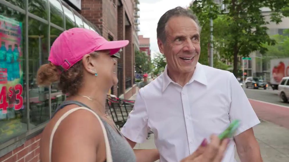 Democratic showdown in New York. Establishment loser runs against left-wing shooting star after all