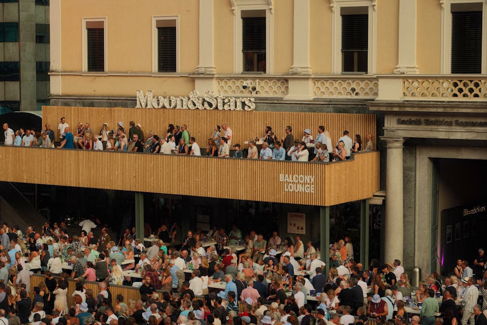 M&S KT Tunstall. ..dafür ist die Stimmung am Boden umso besser.