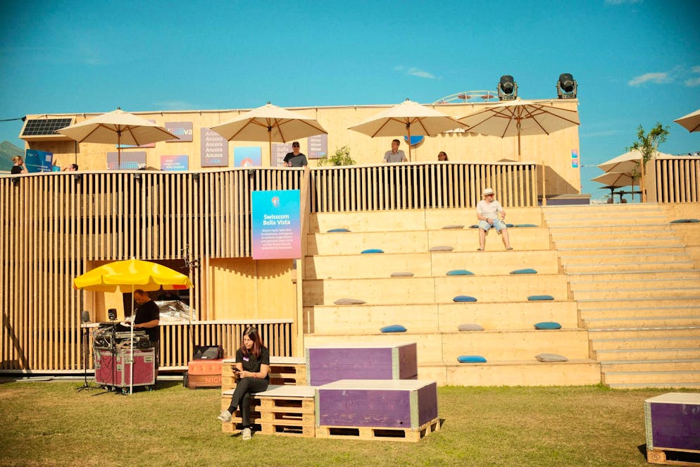 M&S Tuesday evening. KT Tunstall and Zucchero are playing on the Piazza Grande tonight.