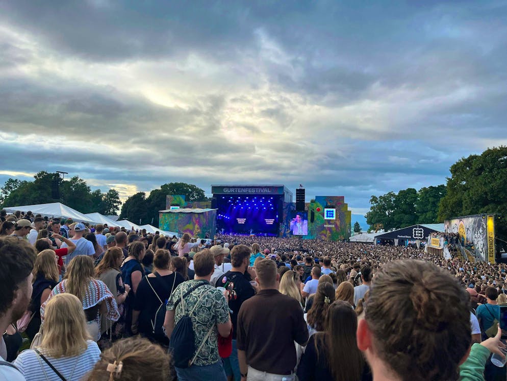 Zartmann on the main stage.