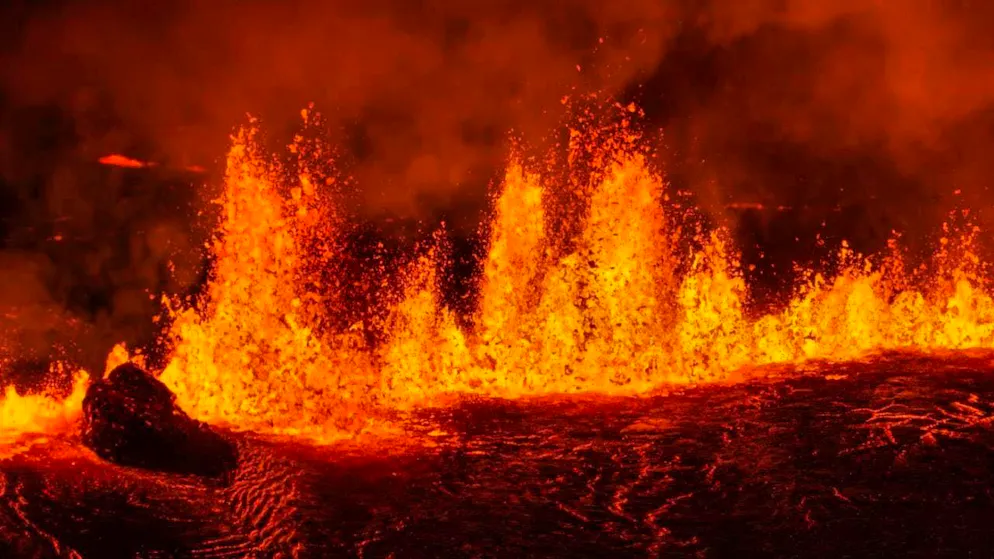 ARCHIVE - A new volcanic eruption on the Reykjanes peninsula in Iceland. Photo: Marco di Marco/AP/dpa