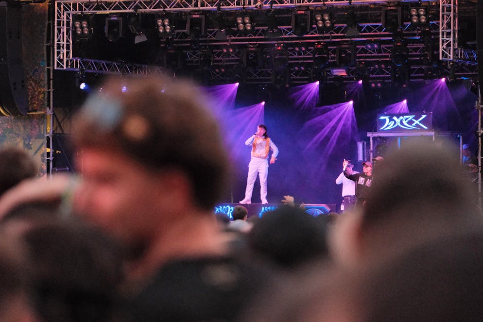 Jule X Konzert Gurtenfestival. Jule X auf der Waldbühne.