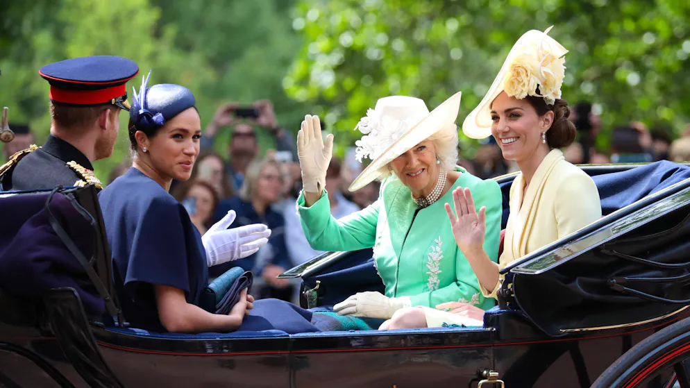 78 candeline. Meghan lancia un messaggio criptico per il compleanno della regina Camilla: cosa c'è dietro?