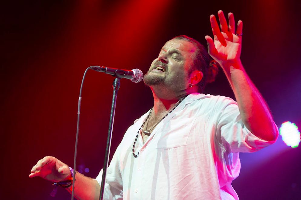 Büne Huber und Patent Ochsener halten den Gurten-Weltrekord: Seit 1999 trat die Band neunmal auf dem Berner Hausberg auf – zuletzt im vergangenen Jahr. Das Bild entstand beim  Auftritt im Jahr 2014.