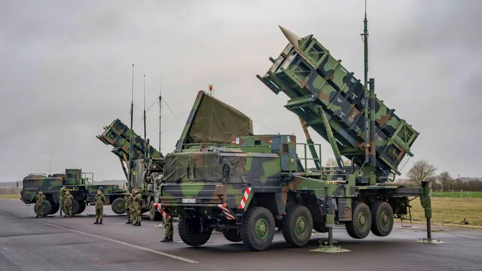 La livraison de cinq systèmes de défense sol-air Patriot à la Suisse par les Etats-Unis va prendre du retard. Le département américain de la Défense a expliqué que les priorités devaient être revues à cause du conflit en Ukraine (archives).