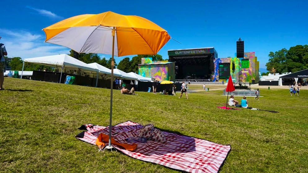 I wonder who owns this shady spot on the Gurten?