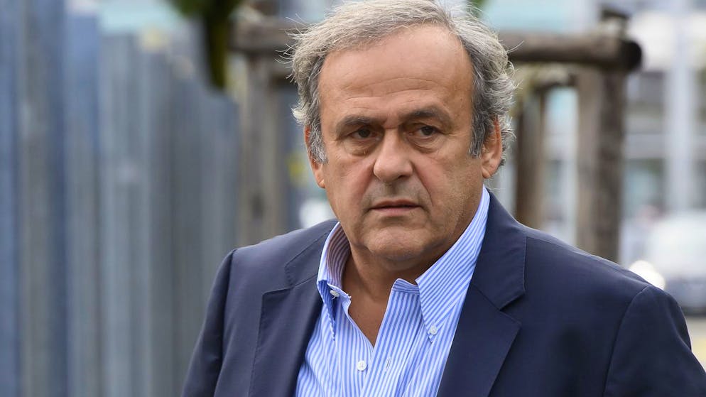Michel Platini zuhause ausgeraubt.