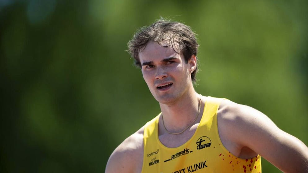Andrin Huber mit dem Blick auf die Anzeigetafel: Persönlicher Rekord!