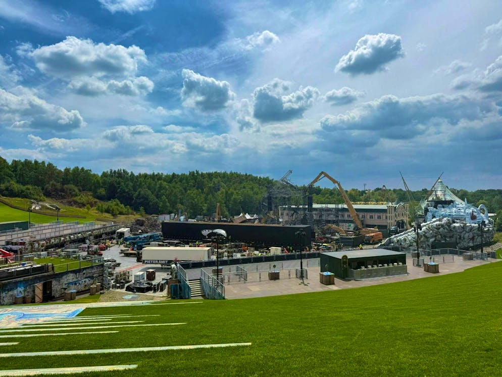 The Tomorrowland festival received a new stage within two days. 